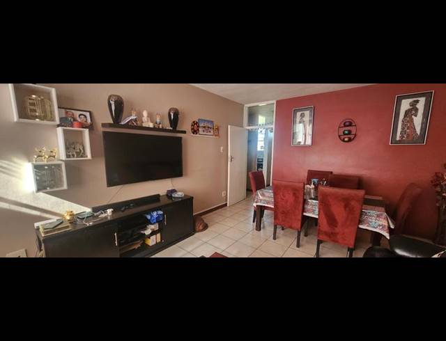 2 BEDROOM APARTMENT FOR SALE IN BEDFORD GARDENS